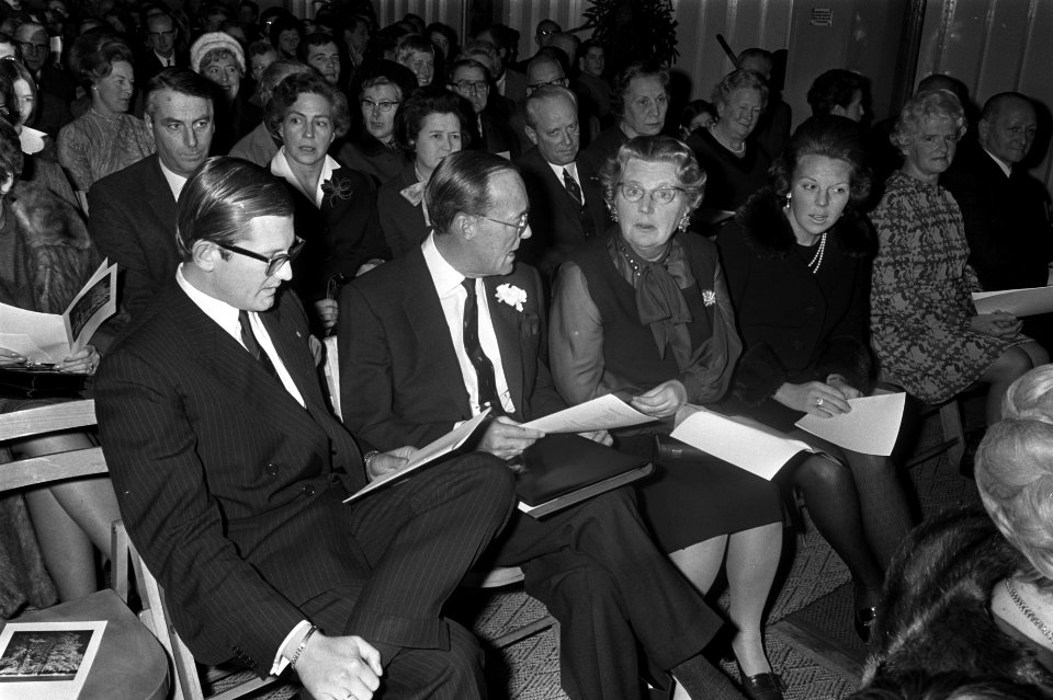 Kerstviering koninklijke familie op Soestdijk. Pieter van Vollenhoven , prins Be, Bestanddeelnr 923-1042