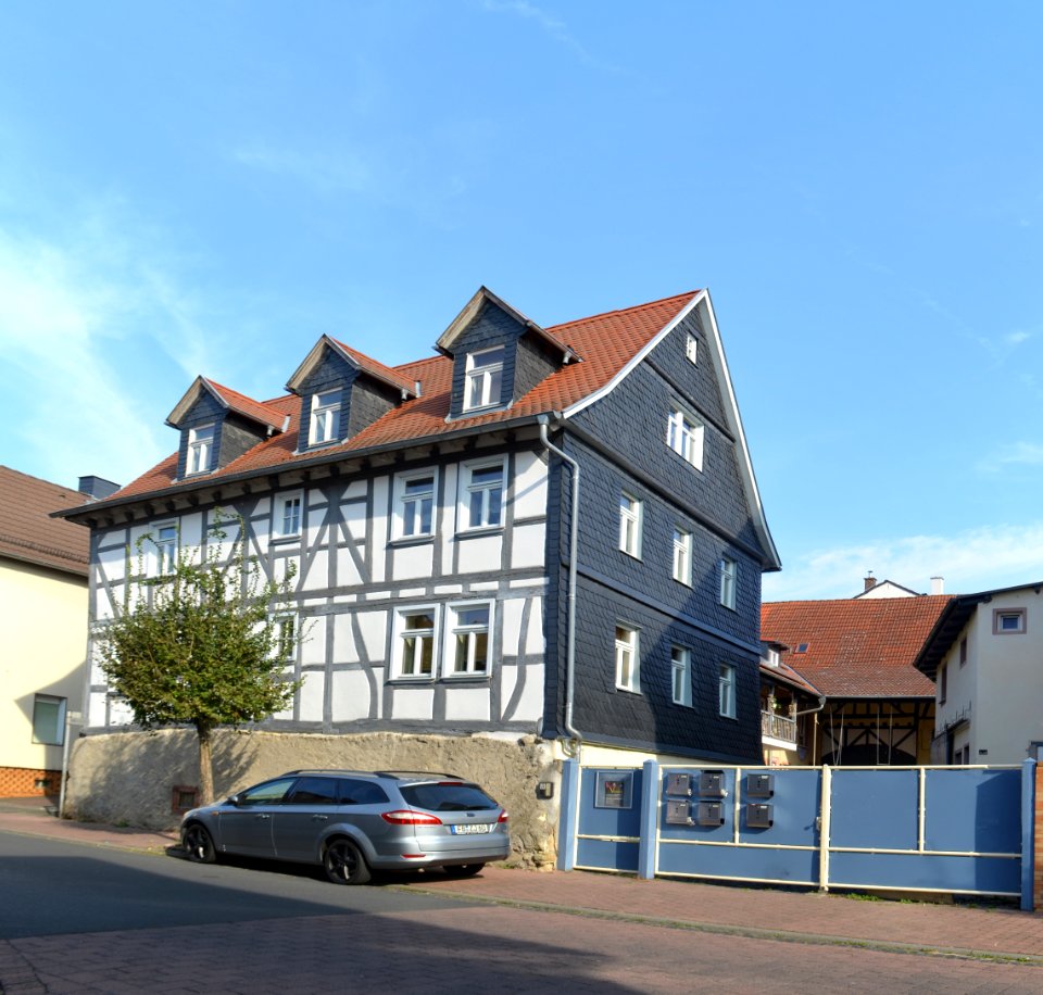 Klein-Karben, Rathausstraße 5