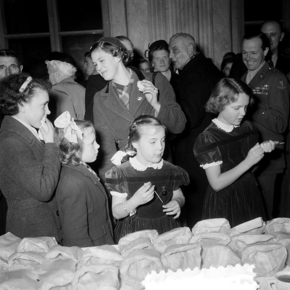 Kerstfeest Koninklijk Paleis Amsterdam, Bestanddeelnr 904-8894