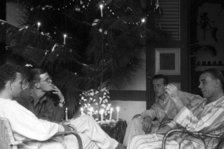 Kerstfeest 1948 werd wel onder zeer bijzondere omstandigheden gevierd. Enige ond, Bestanddeelnr 2838