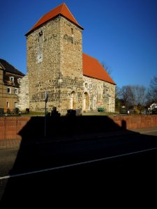 Kleingörschener Kirche (Blick von Südwest, hochkant) 2015