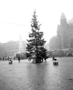 Kerstpotten Leger des Heils op Dam, Bestanddeelnr 908-1808