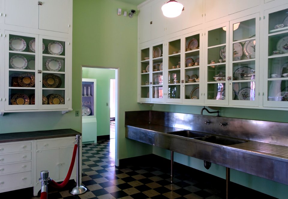 Kitchen - Cà d'Zan - John and Mable Ringling Museum of Art - Sarasota, FL - DSC00365