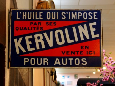 Kervoline Le Huile qui se Impose enamel advertising sign
