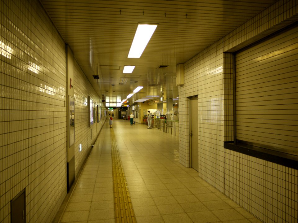 Kitayama station concourse outside gata