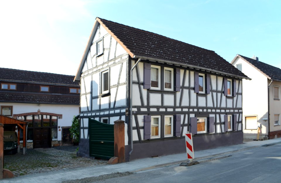 Klein-Karben, Rendeler Straße 23 (1)