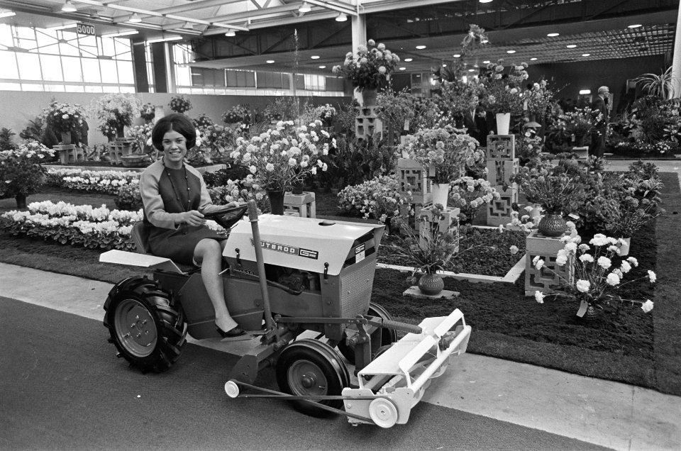 Kleine tractor voor verschillende toepassingen, Bestanddeelnr 919-7707