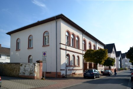 Klein-Karben, Rathausstraße 35