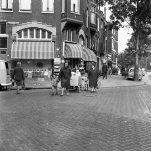 Kleuters, kinderwagens, Bestanddeelnr 919-6344