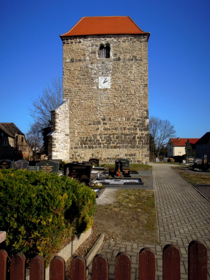 Kleingörschener Kirche (Blick von West) 2015
