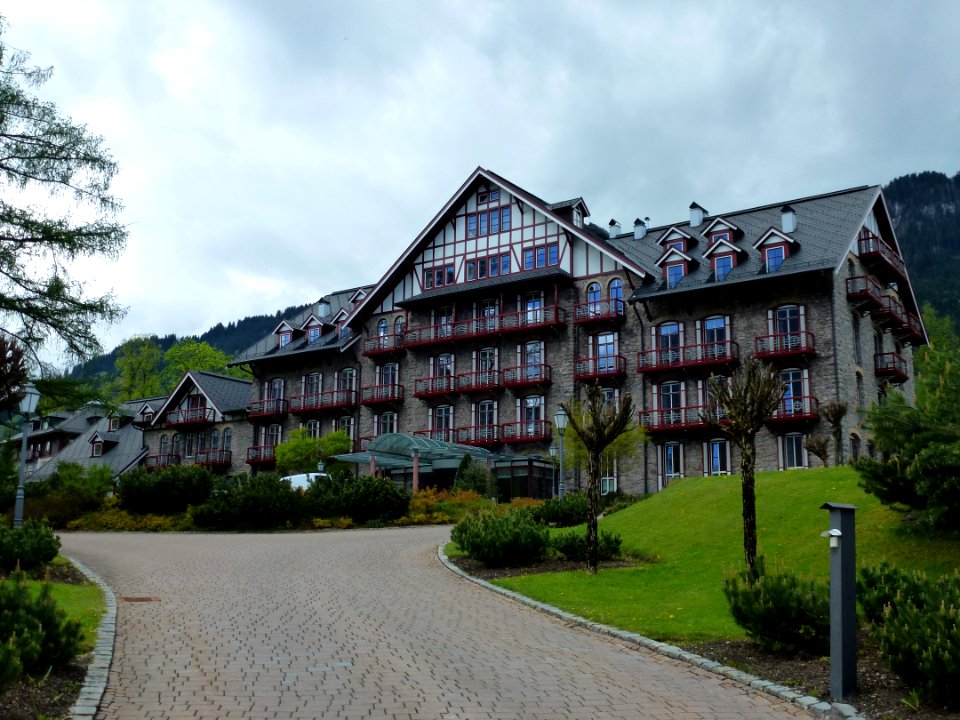 Kitzbuehel-Parkhotel