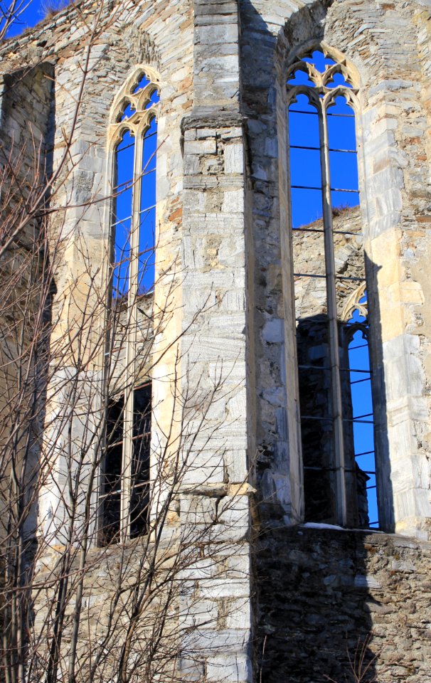 Kirchenruine Virgilienberg - detail
