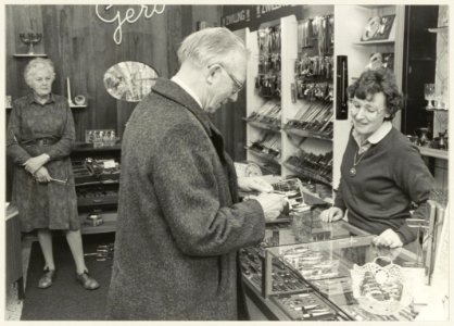 Kleverparkweg 6 Slijp-en instrumentmakerij W.H. Kouwenberg, NL-HlmNHA 54013833 01