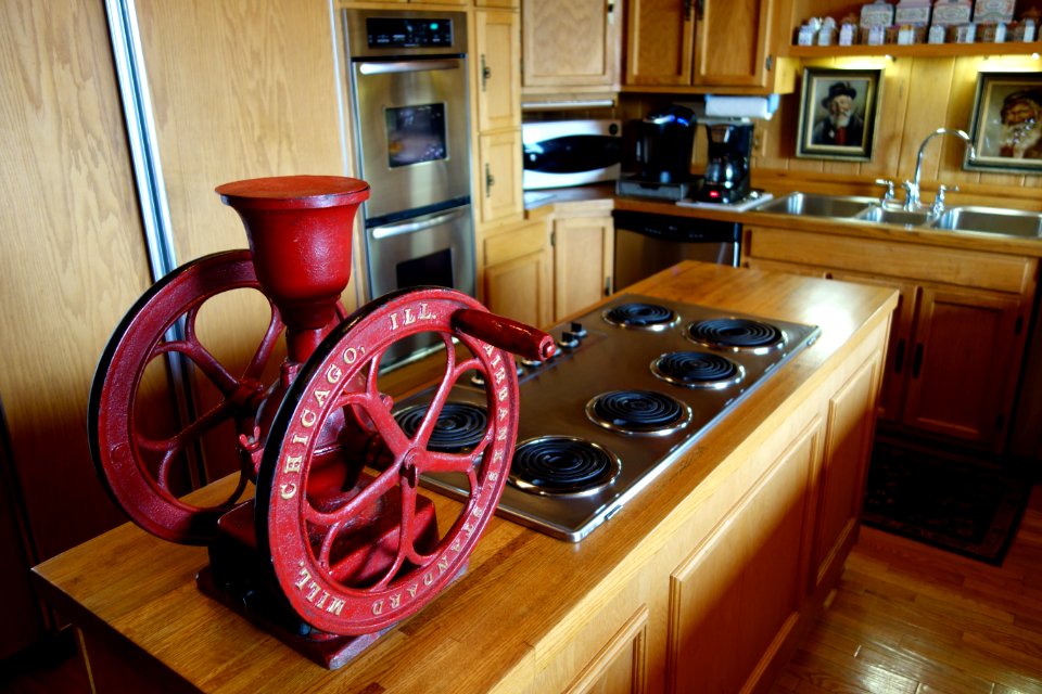 Kitchen - Bayernhof Museum - DSC06083