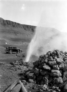 Kleine geiser bij het plaatsje Hveragerði, Bestanddeelnr 190-0378