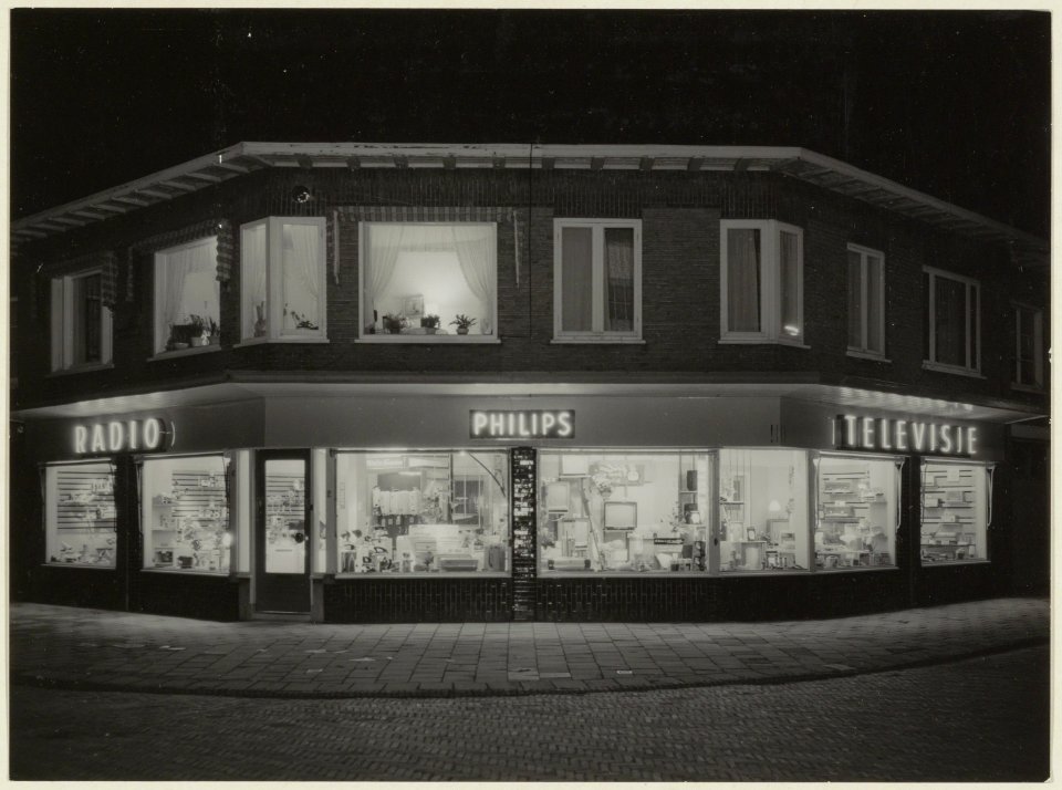 Kleverlaan 176 winkel van de fa. P.A.Tammer, NL-HlmNHA 54004441