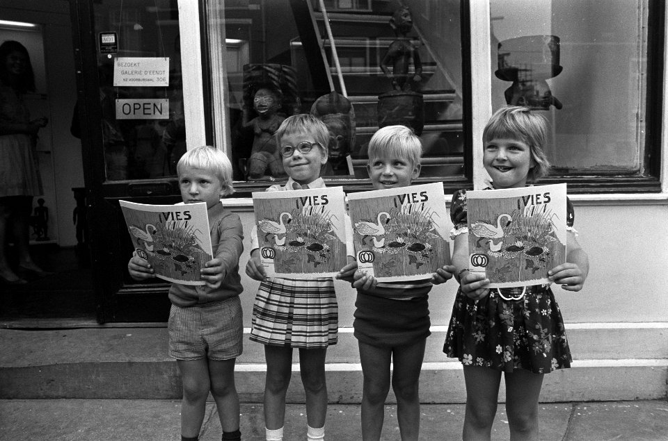 Kleuterboekje Vies van Jos Brink, Monica Penders en Els Salomons wordt geprese, Bestanddeelnr 926-6494