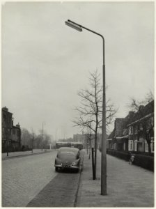 Kleverlaan bij de Marnixstraat, ziende naar het oosten., NL-HlmNHA 54005531