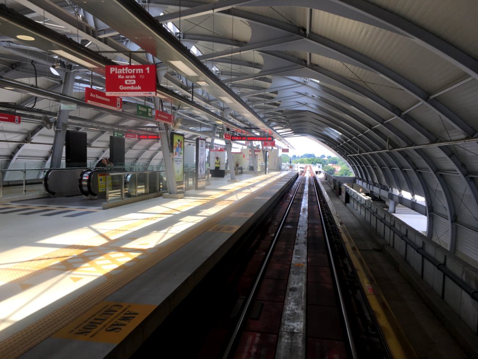 KJ Line Ara Damansara Platform 1