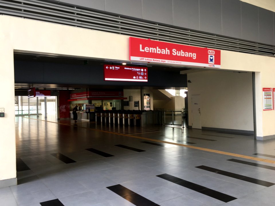 KJ Line Lembah Subang Entrance PJU1A-46 2