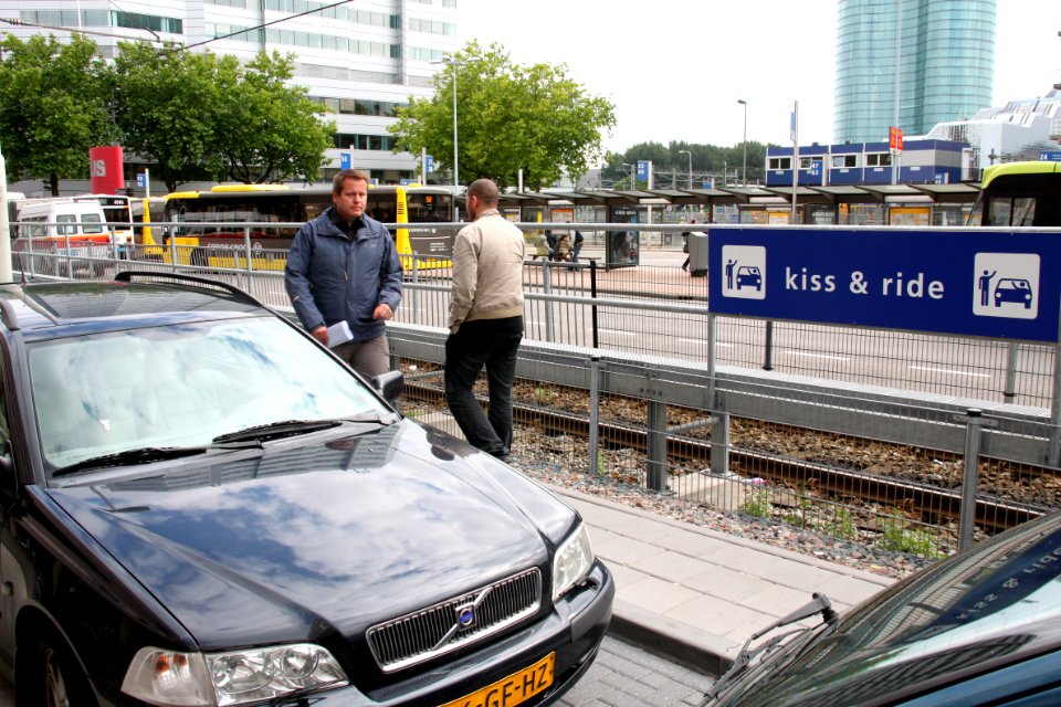 Kiss and ride Utrecht