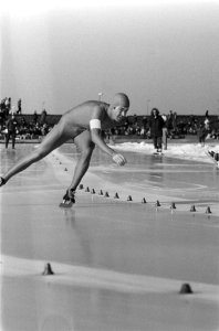 Klaas Vriend in actie op de 3000 meter, Bestanddeelnr 930-1366