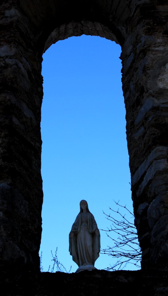 Kirchenruine Virgilienberg - Fenster6