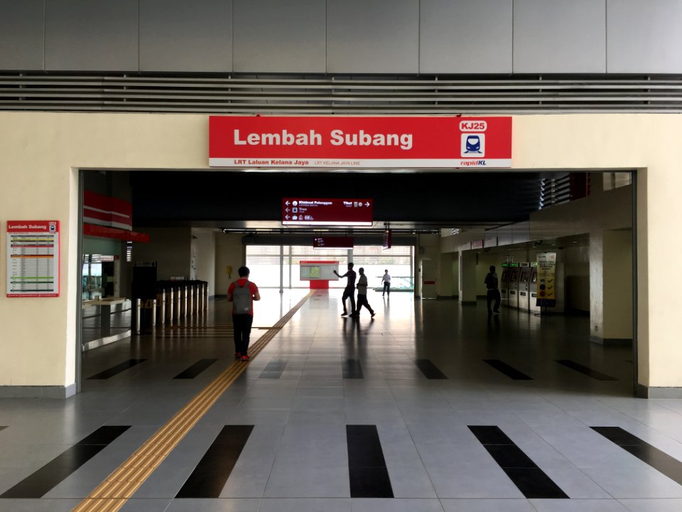 KJ Line Lembah Subang Entrance PJU1A-41 2