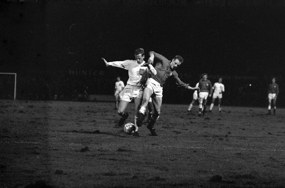 Klaas Nuninga in duel met Hansen (rechts), Bestanddeelnr 919-8346