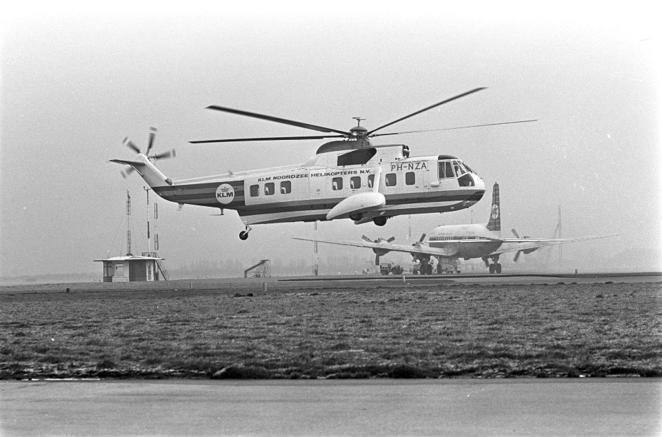 KLM-helicopter maakte eerste proefvlucht, de KLM-helicopter Sikorsky, Bestanddeelnr 921-0946