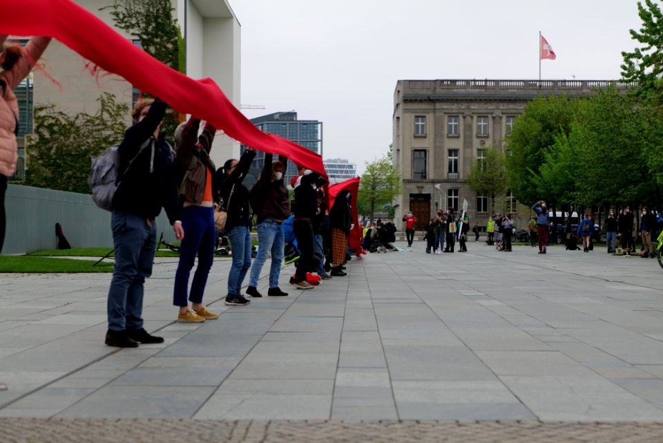 Klimaschutzgesetz human chain Berlin 2021-05-12 106