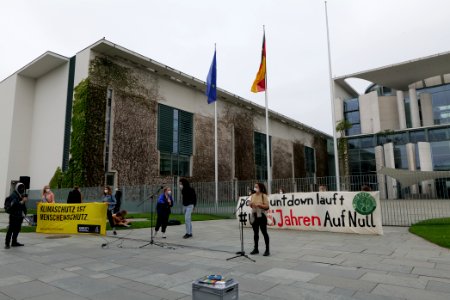 Klimaschutzgesetz human chain Berlin 2021-05-12 05