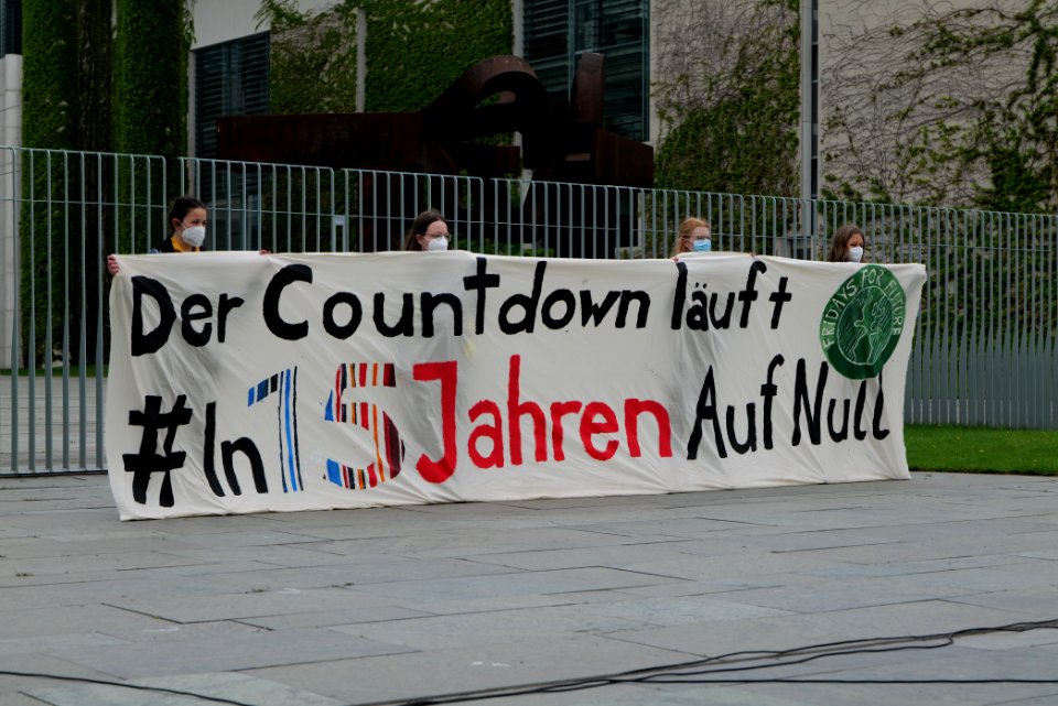 Klimaschutzgesetz human chain Berlin 2021-05-12 38