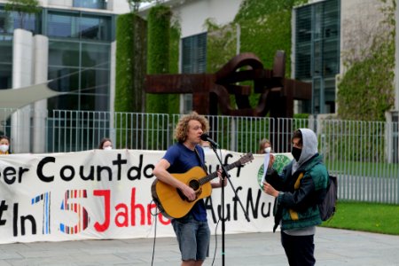 Klimaschutzgesetz human chain Berlin 2021-05-12 20