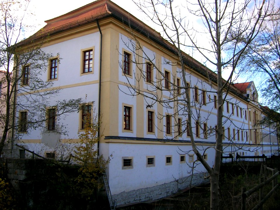 Kloster Rebdorf -Osttrakt Altmühlseite (1)