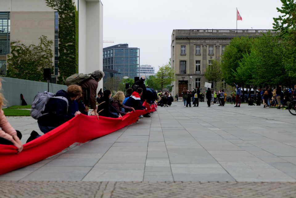 Klimaschutzgesetz human chain Berlin 2021-05-12 104
