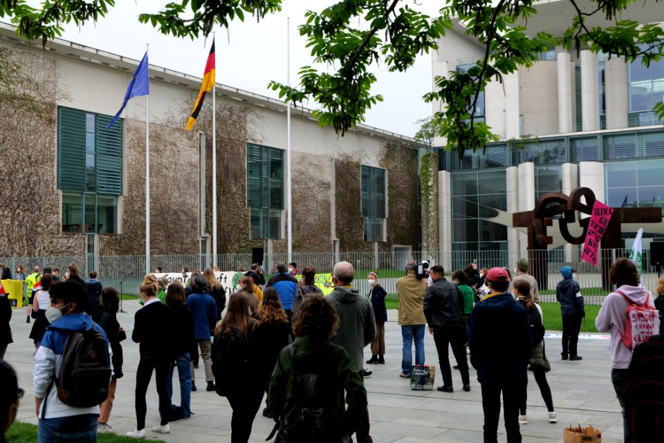 Klimaschutzgesetz human chain Berlin 2021-05-12 29