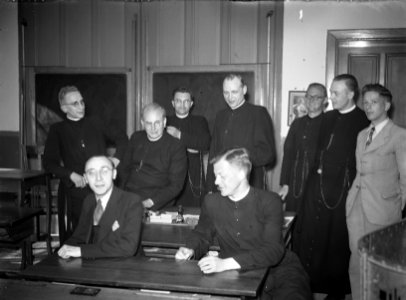 Klassefoto's St. Roiusschool Spuistraat 239. Leraren zie ook 27406, Bestanddeelnr 902-7607