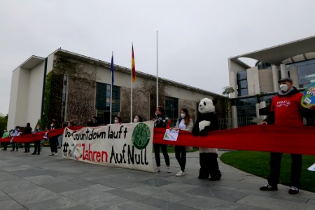 Klimaschutzgesetz human chain Berlin 2021-05-12 68