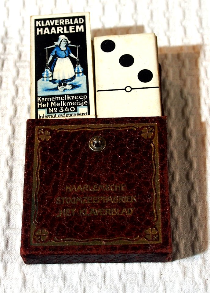 Klaverblad Haarlem Karnemelkzeep Het Melkmeisje domino kaartjes, pic2