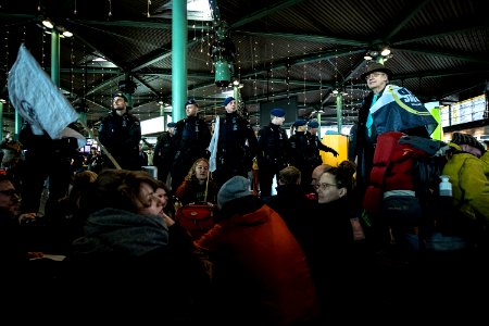 Klimaatprotest Schiphol Dec-2019 08