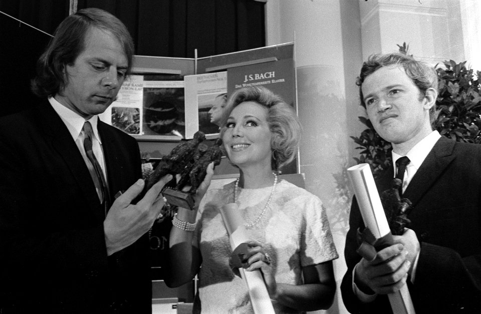 Klassieke Edisons 1969 worden uitgereikt in het Concertgebouw Amsterdam. Zie num, Bestanddeelnr 922-8389