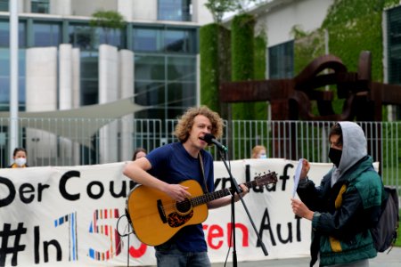 Klimaschutzgesetz human chain Berlin 2021-05-12 22
