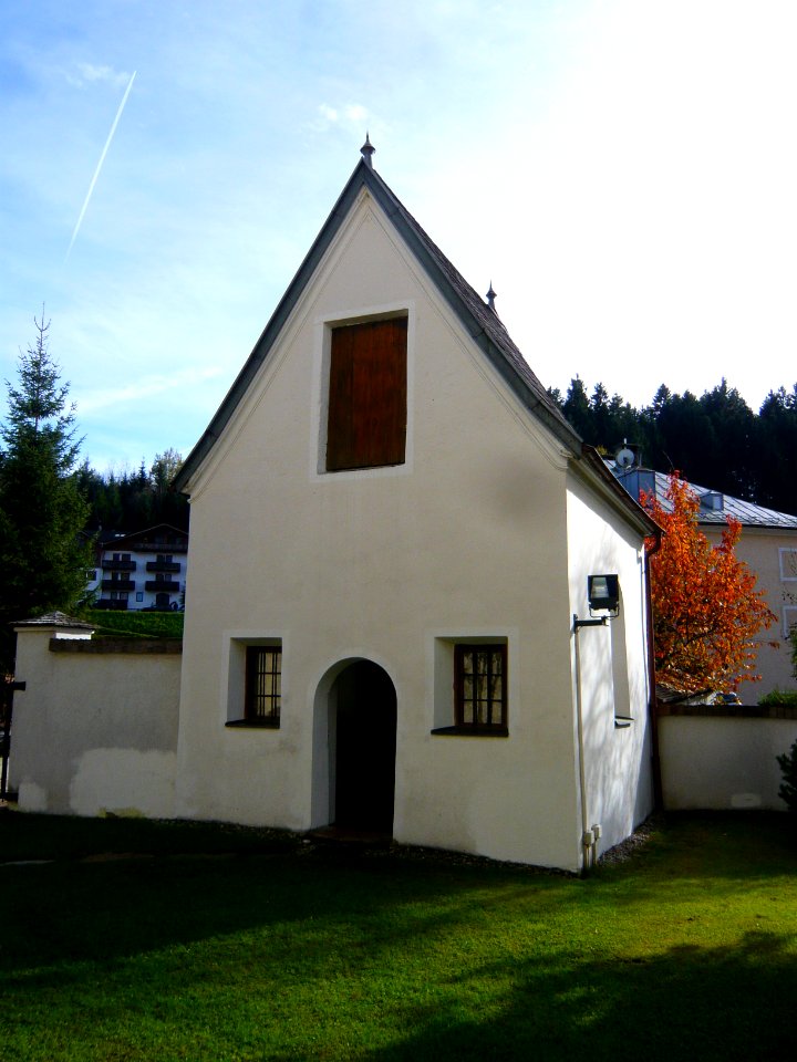 Kirchbichl-EhemFriedhof-EhemTotenkapelle