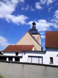 Kirche Gröbern von Westen im Juli 2020b