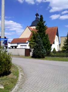 Kirche Gröbern von Westen im Juli 2020a