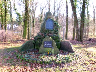 Klein Gottschow Mahnmal 1