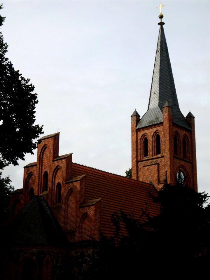 Kirche groß linde 5