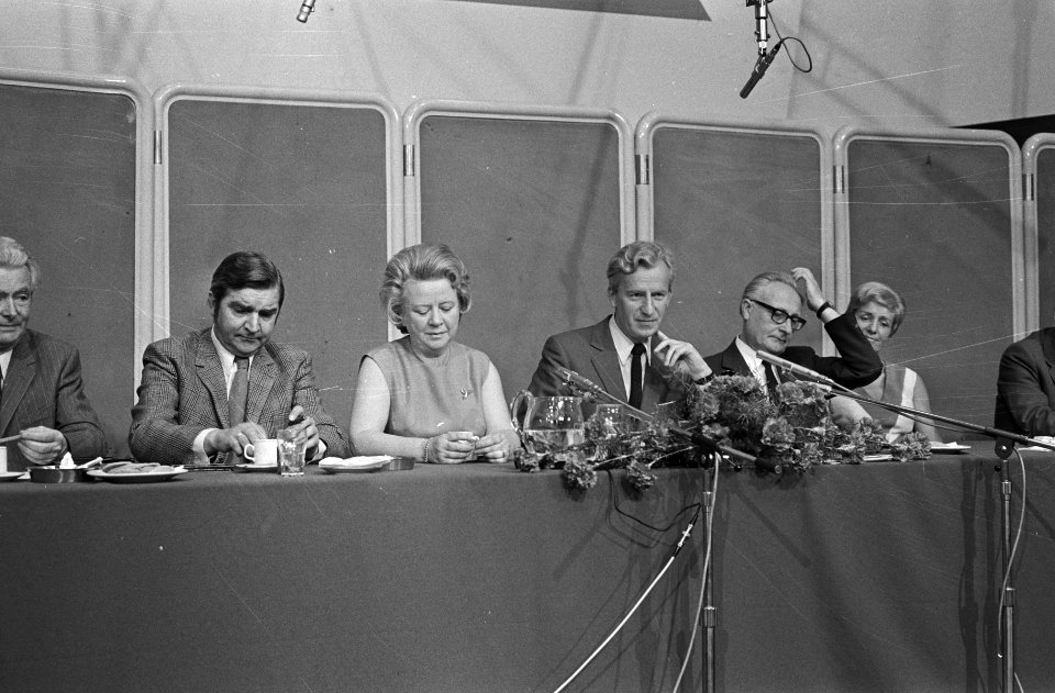 Kloos aan het woord, Bestanddeelnr 924-5300