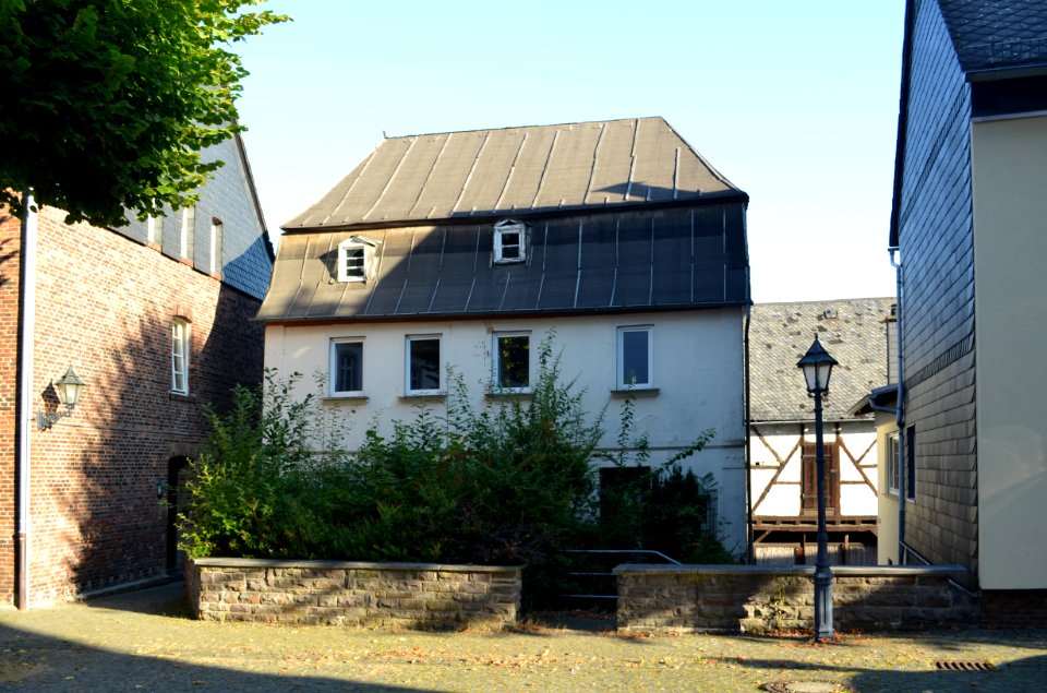 Kirchberg (Hunsrück), Kirchplatz 5